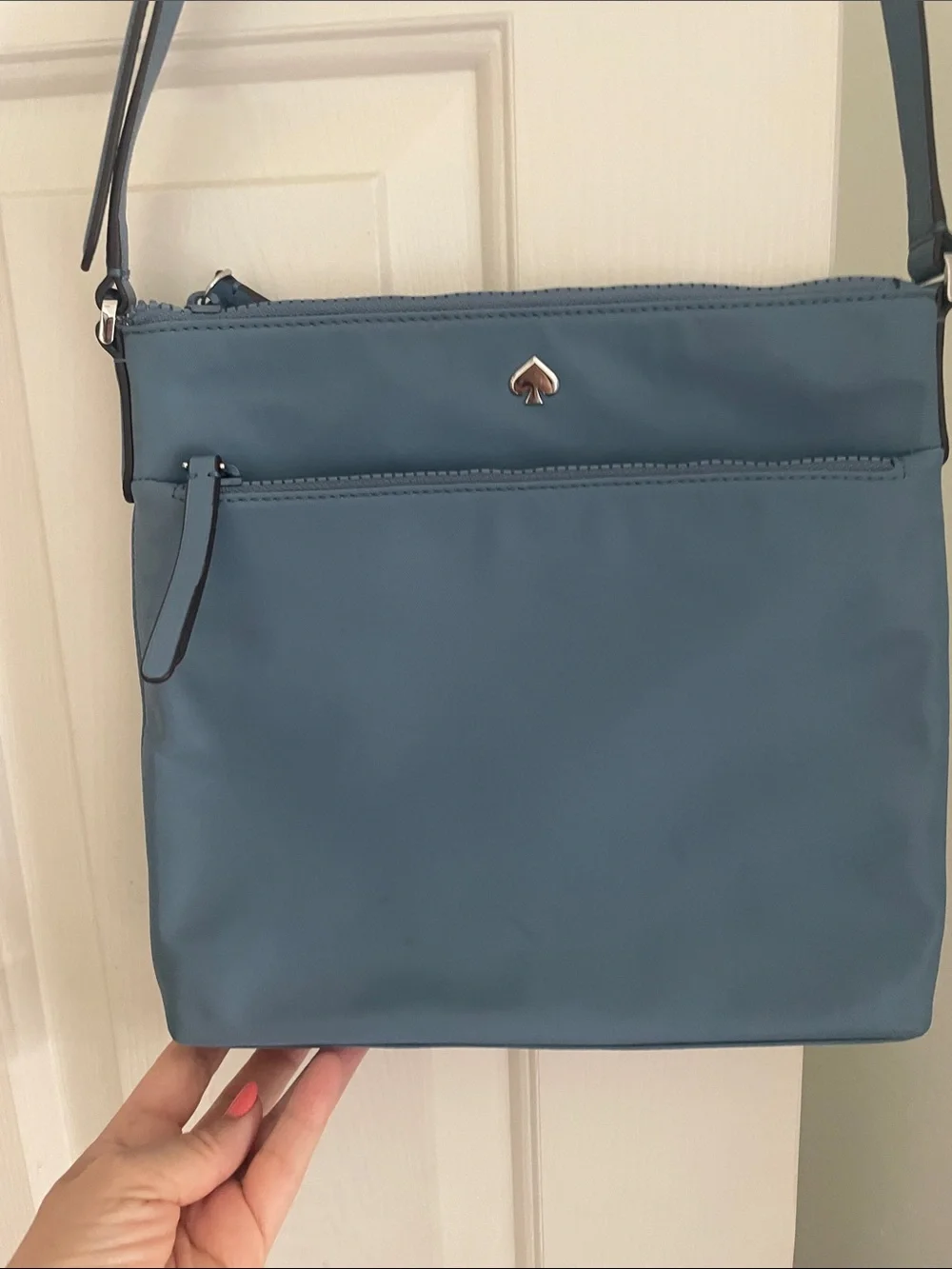 LAST CHANCE!!! kate spade blue crossbody bag with front zipper